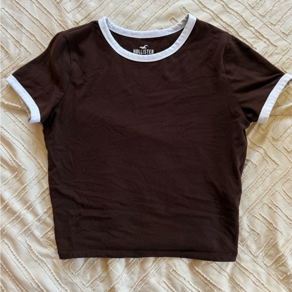 Hollister cropped tee